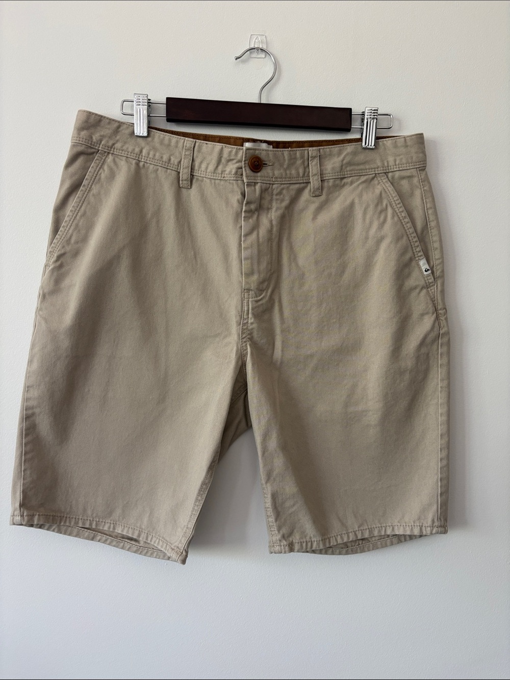 Quicksilver Khaki Men’s Shorts Size 34